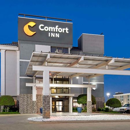 Comfort Inn Dallas North Love Field Airport Esterno foto