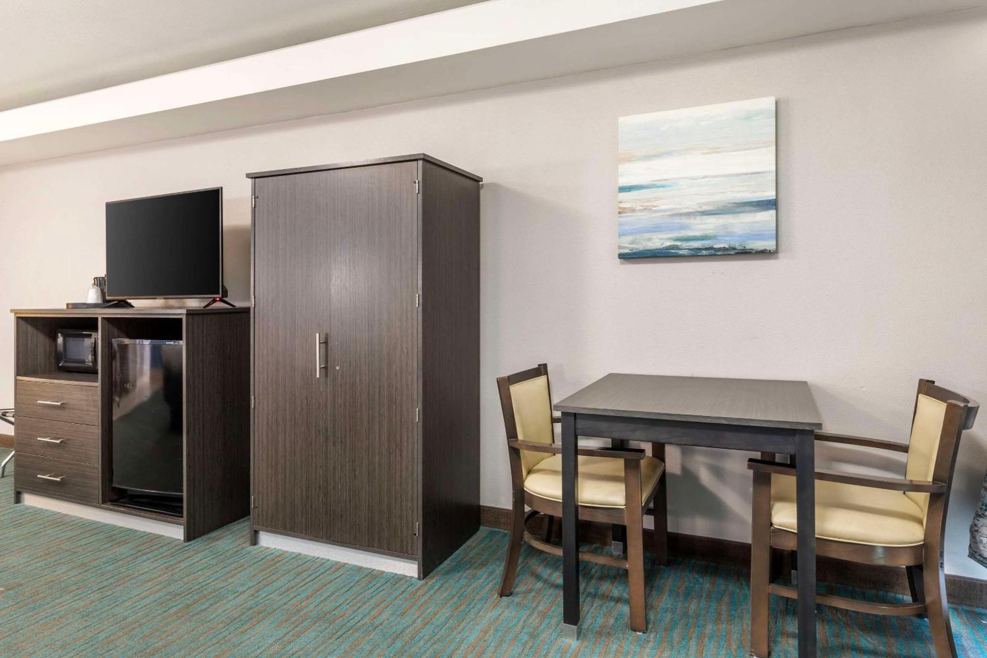 Comfort Inn Dallas North Love Field Airport Esterno foto