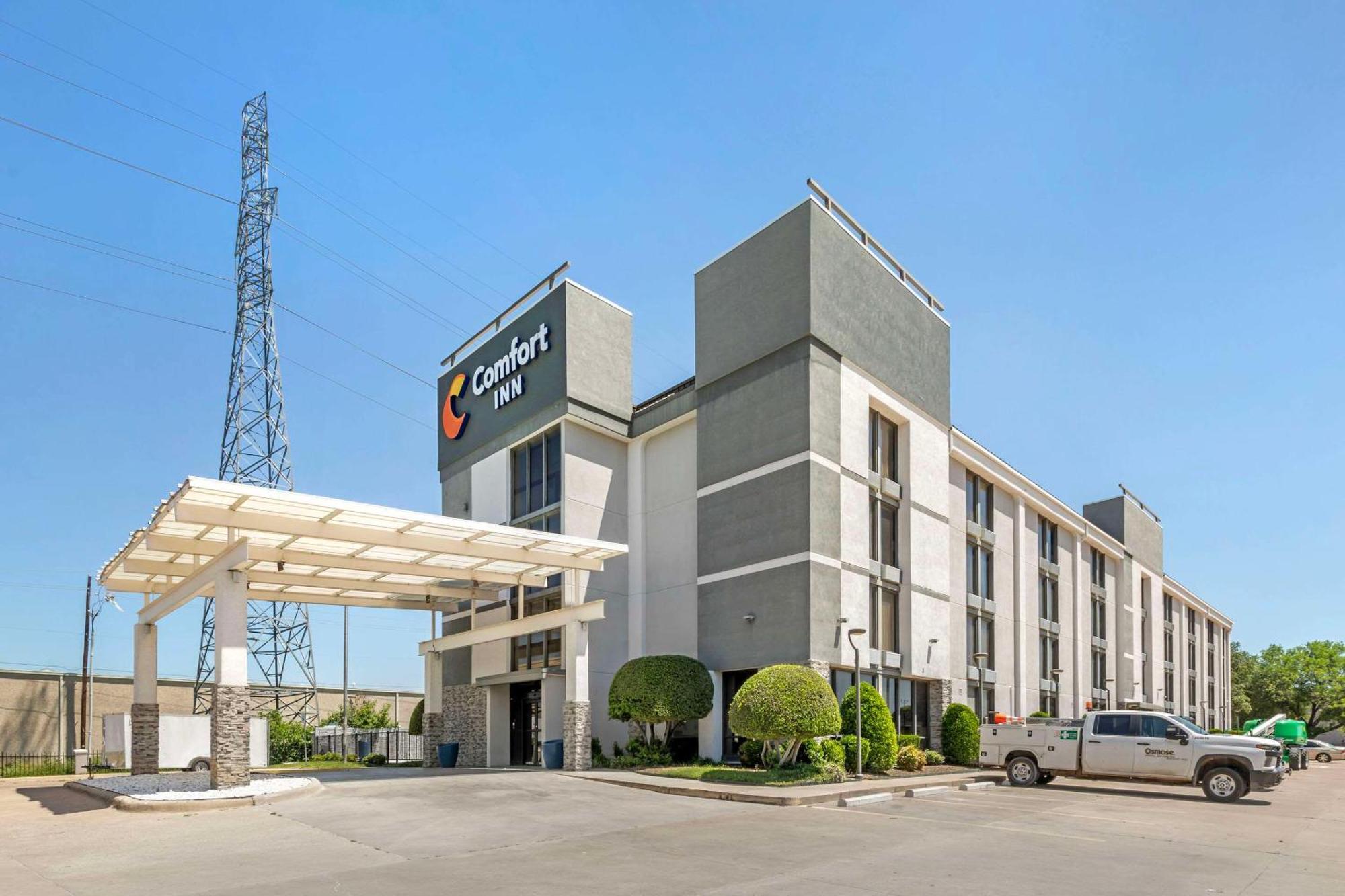 Comfort Inn Dallas North Love Field Airport Esterno foto