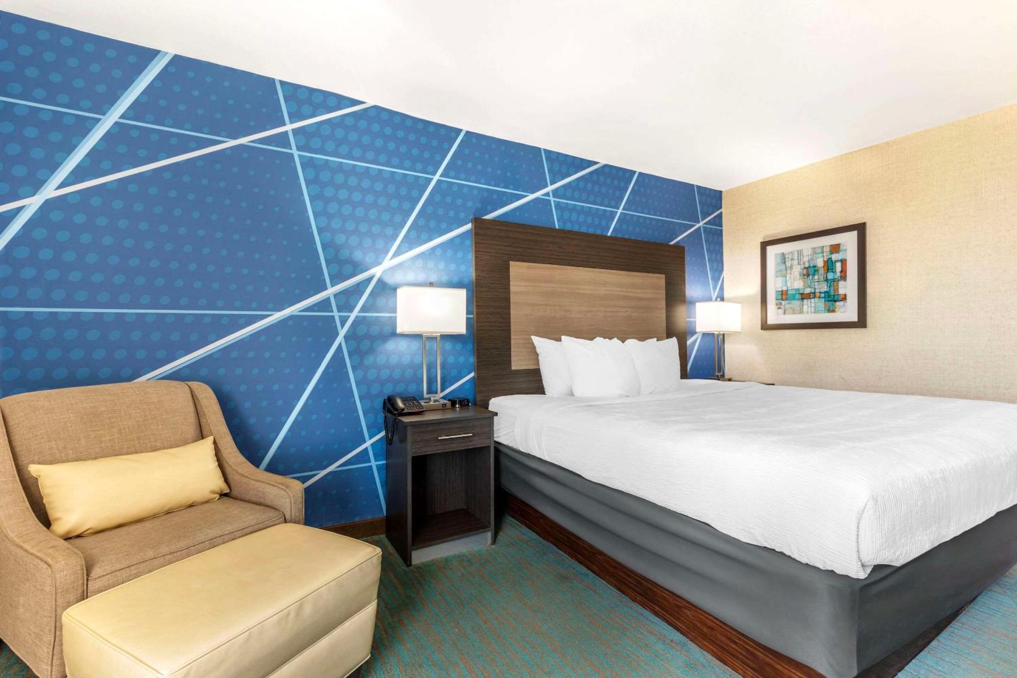 Comfort Inn Dallas North Love Field Airport Esterno foto
